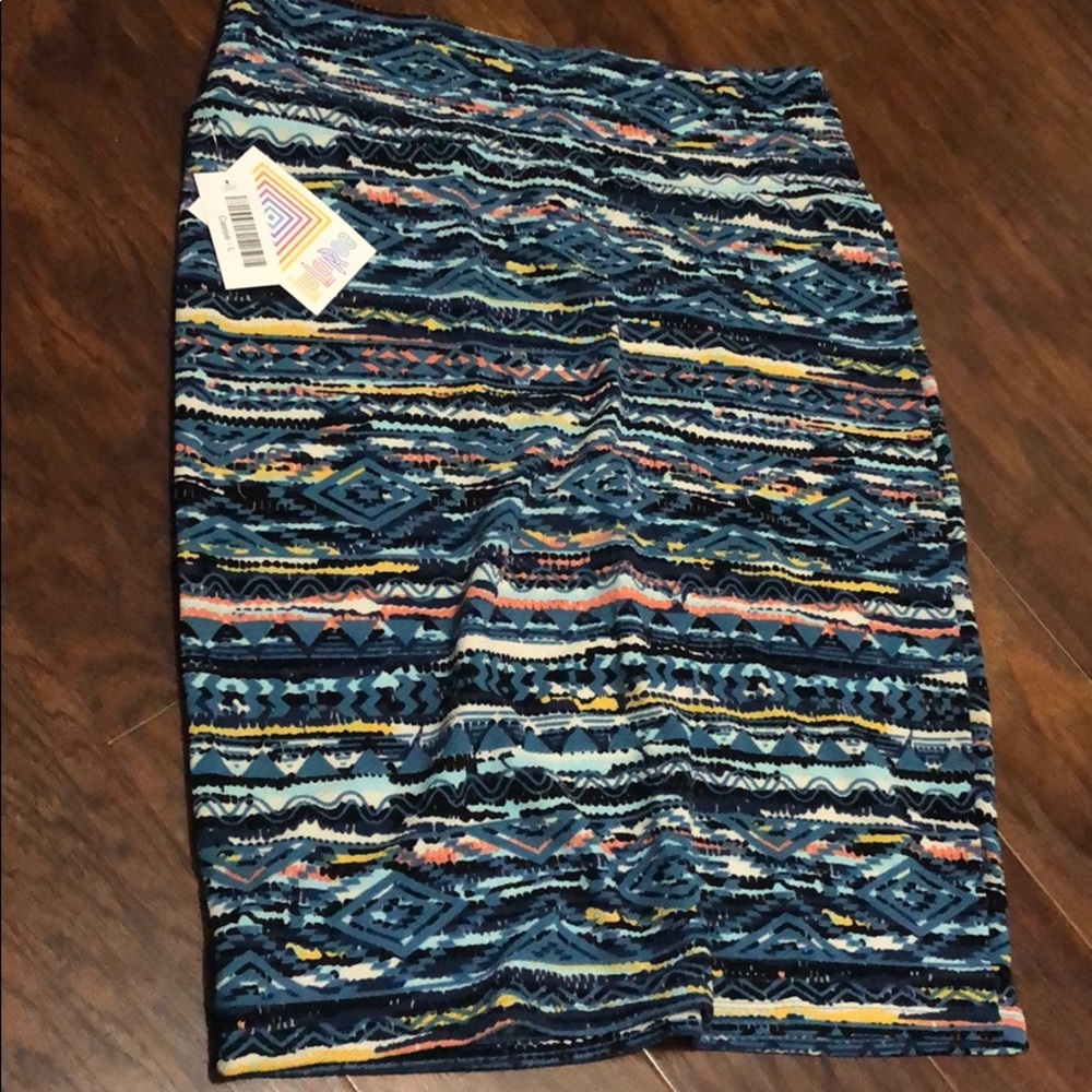 Lularoe Classy Cassie On Sale!